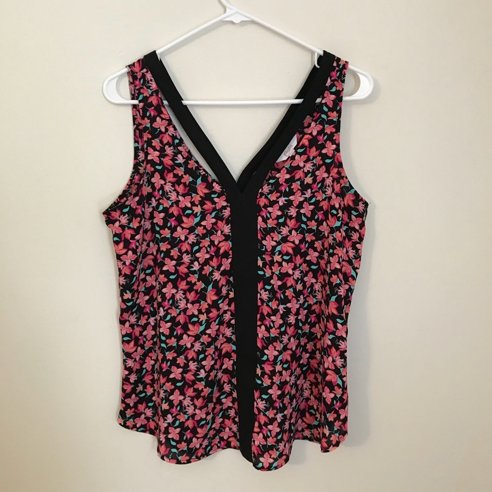 Candie’s floral tank top blouse